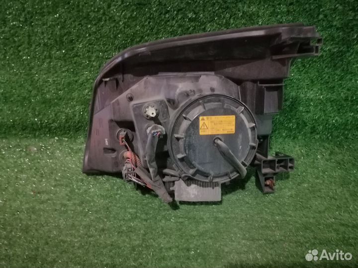 Фара правая 1670 Nissan X-Trail NT30