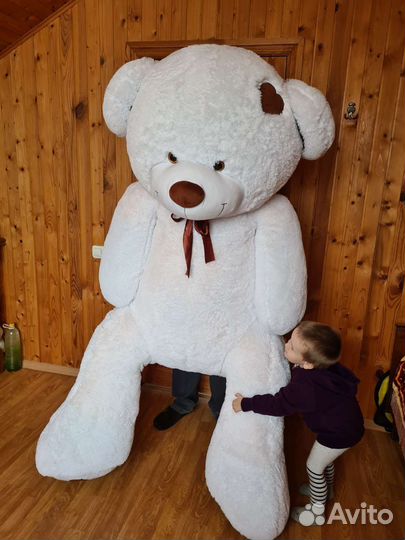 Большие плюшевые медведи