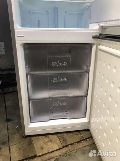 Холодильник веко нофрост