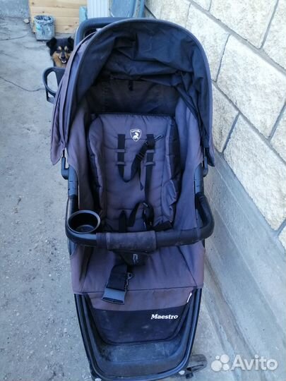 Прогулочная коляска