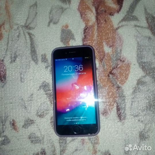 Телефон iPhone 6