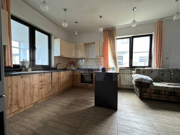 Дача 269,2 м² на участке 8,3 сот.