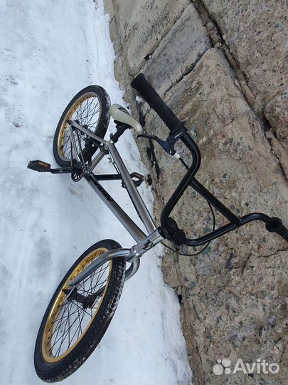 Трюковой велосипед bmx