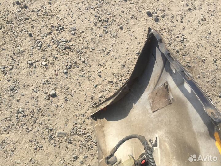 Бампер передний Opel Zafira Family рест. 2010