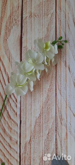 Искусственные цветы большие