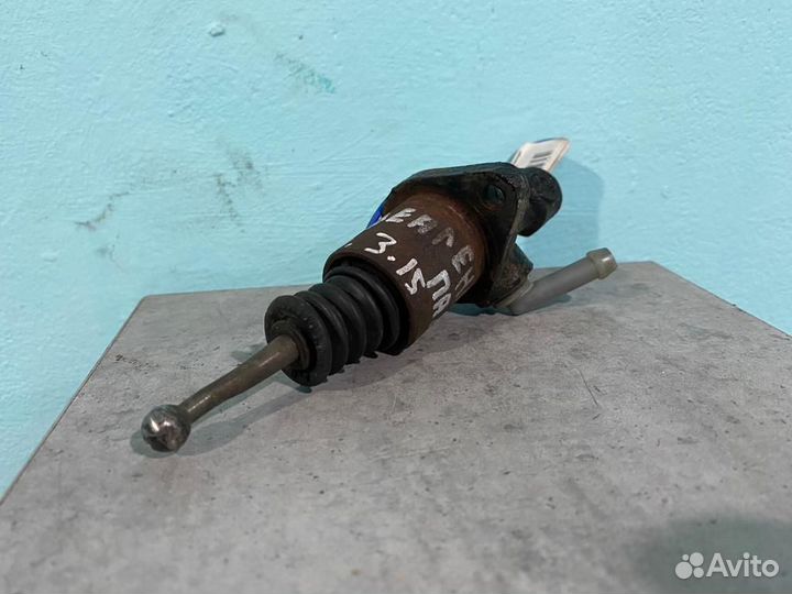 Цилиндр сцепления главный Volkswagen Passat B4