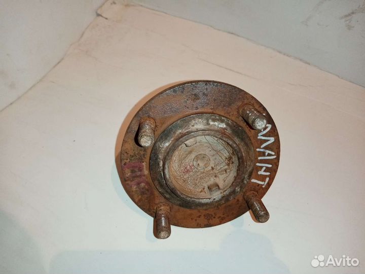 Ступица задняя Mitsubishi Galant 7