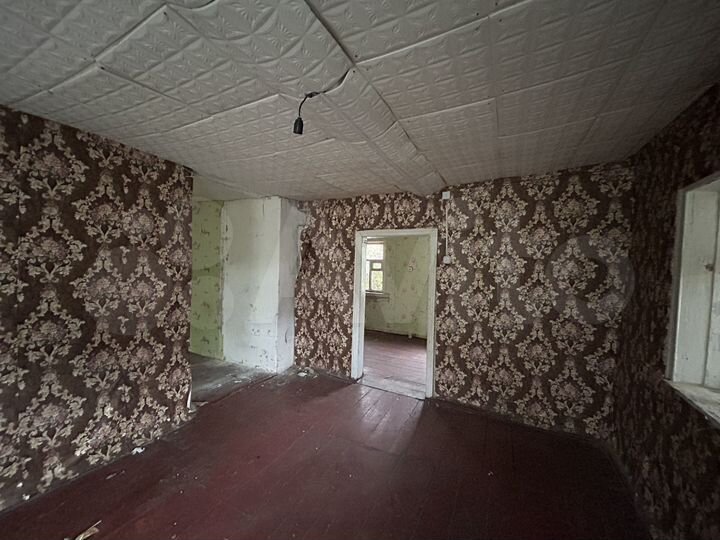 Дом 35 м² на участке 6,4 сот.