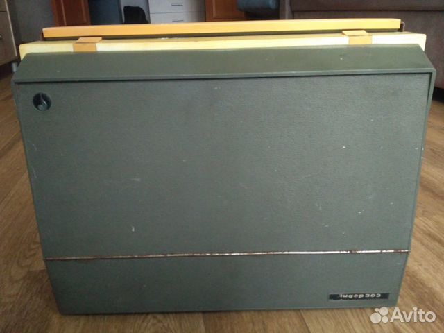 Электрофон Лидер-303