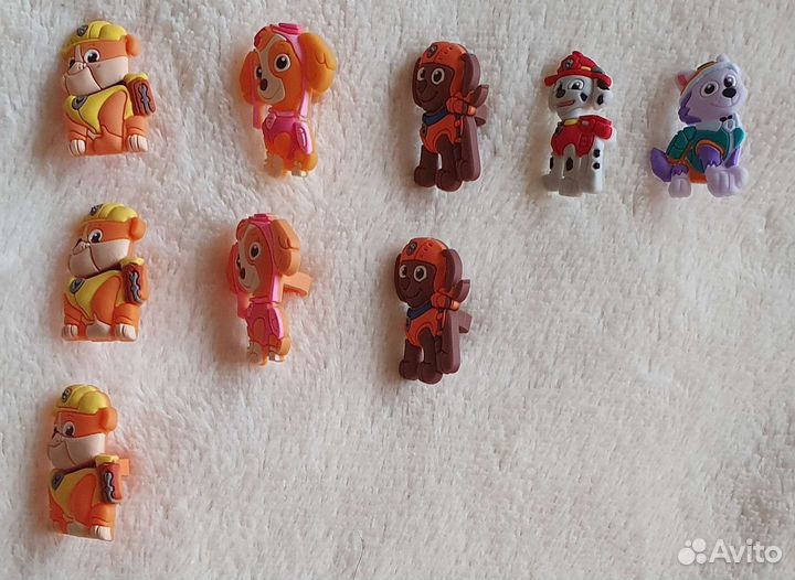 Игрушки из шоки токи,щенячий патруль,кис коты,енот