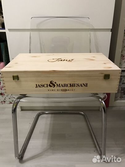 Деревянный ящик для вина