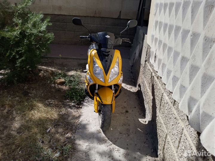 Продам скутер