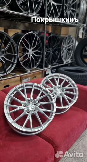 Диски R18 Vossen. Новые