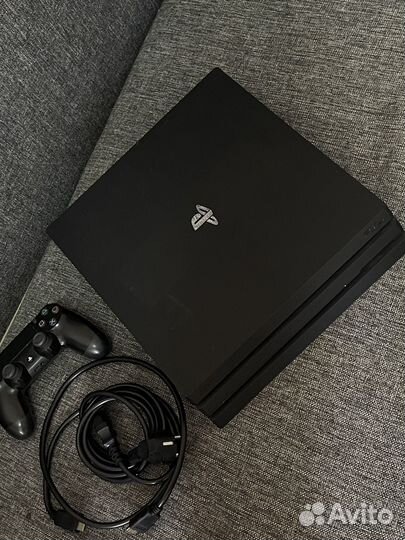 Sony playstation 4 pro 1tb
