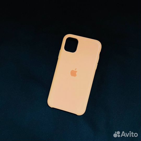 Чехлы на iPhone 12 / 12 Pro