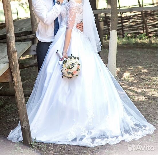 Свадебное платье