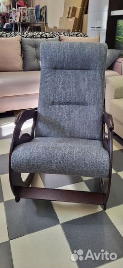 Кресло-качалка в наличии