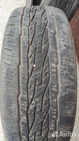 Continental ContiCrossContact LX2 215/65 R16