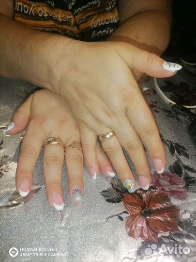 Наращивание ногтей