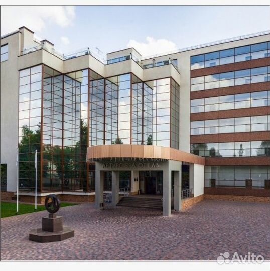 Официант- Бармен