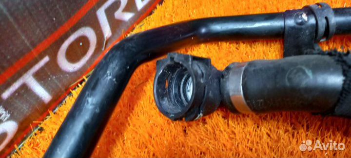 Патрубок системы охлаждения Audi A6 C6/4F BDW 2008