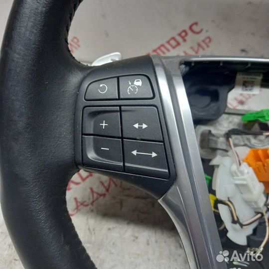 Руль Volvo V60 универсал D4204T14 2016