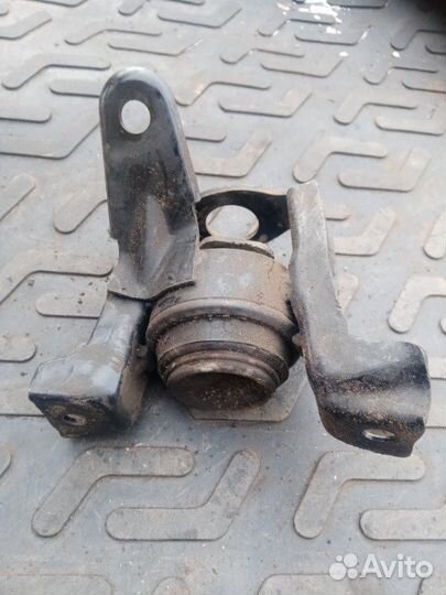 Подушка двигателя Lifan Solano 620 LF481Q3 2011