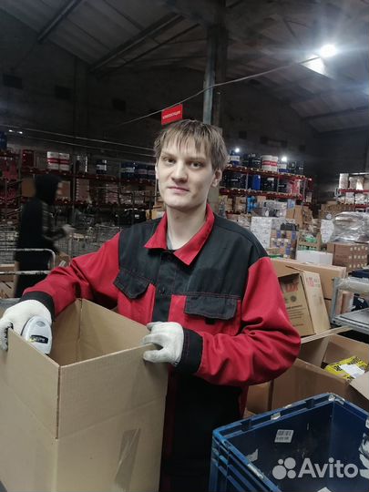 Сборщик заказов (автозапчасти)