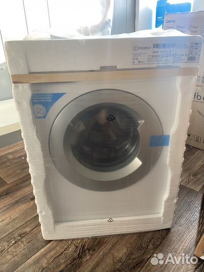Стиральная машина 5kg indesit bwsa 51051 S