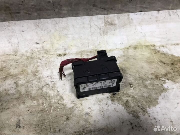 Датчик ускорения Mercedes W203 0035429818