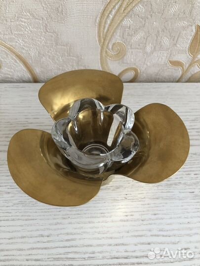 Подсвечник