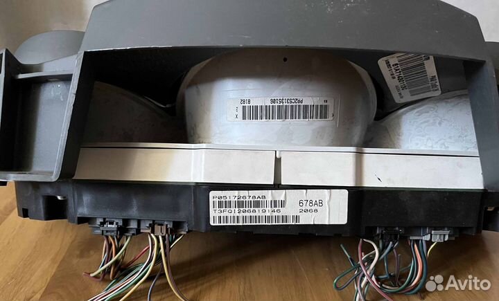 Панель приборов на dodge caliber