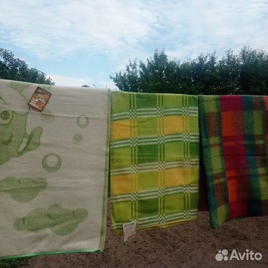 Продам новые детские одеяла