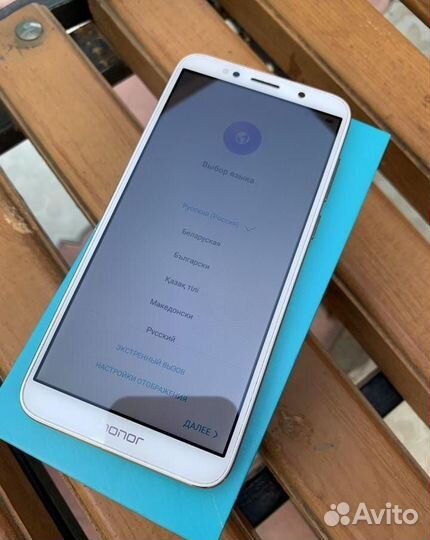 Телефон honor 7а