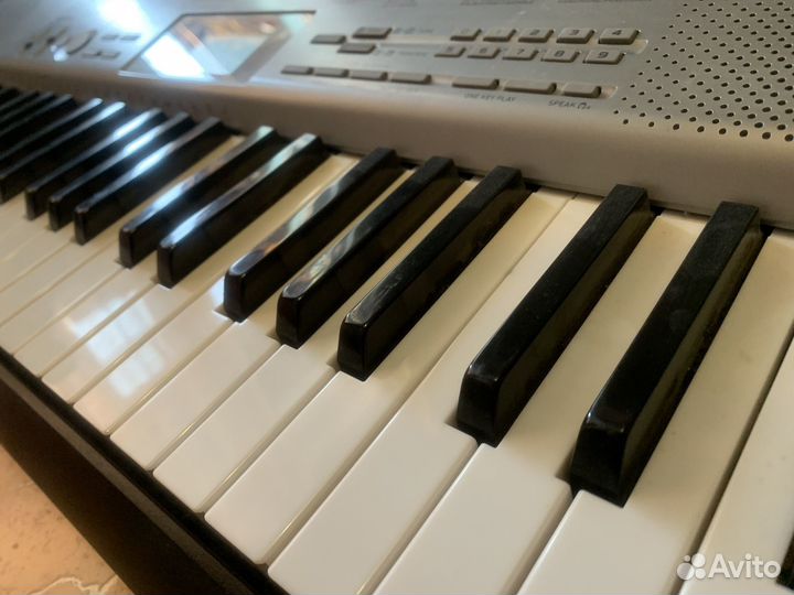 Синтезатор Casio LK-120