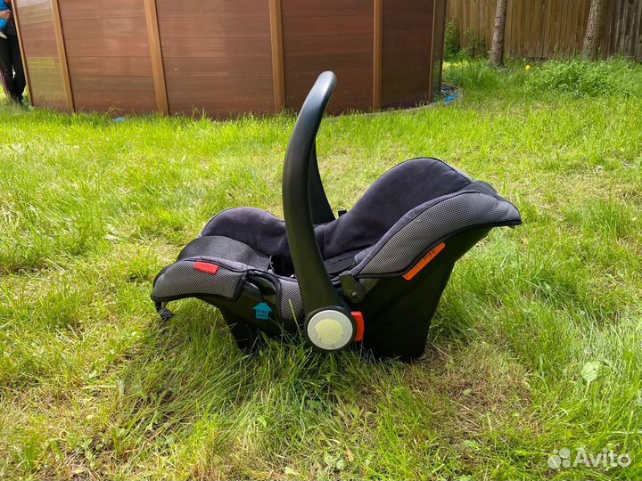 Автокресло-переноска Heyner Germany