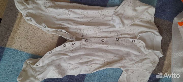 Много детских вещей