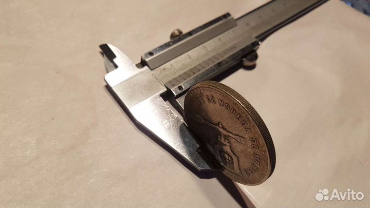 Серебряные монеты мексика