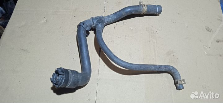 Патрубок системы охлаждения Opel Vectra b 1.6л