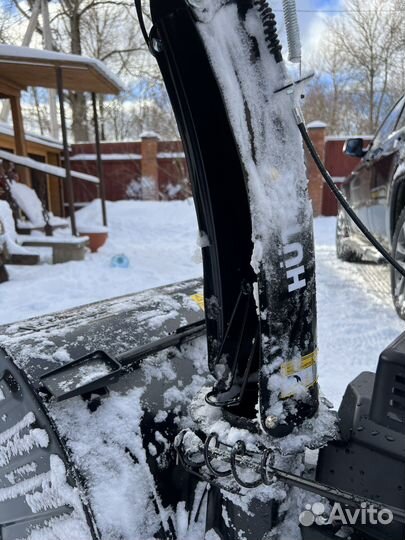 Снегоуборочная машина бензиновый Huter SGC 8.0