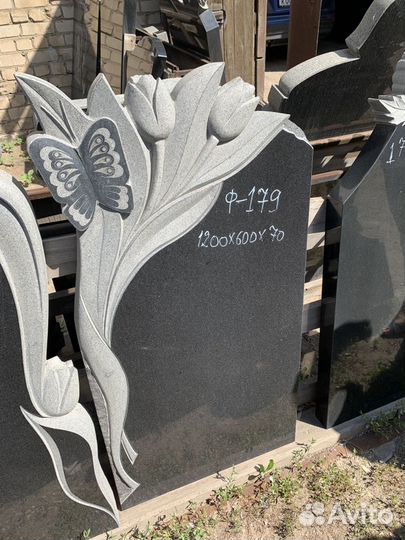 Резчик по камню с опытом (художественная резка)