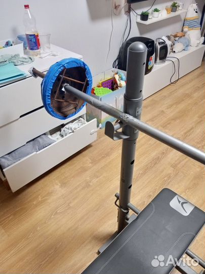 Скамья для жима со стойками и штангой