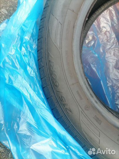 Goodyear EfficientGrip SUV 4x4 215/60 R17 96H