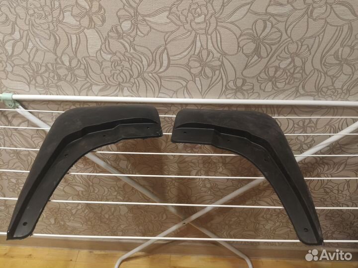 Брызговики передние увеличенные
