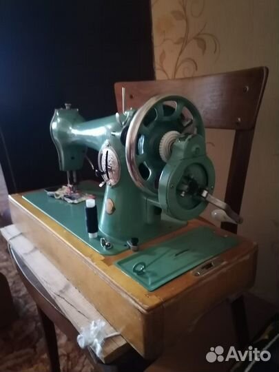 Машинка швейная Подольск