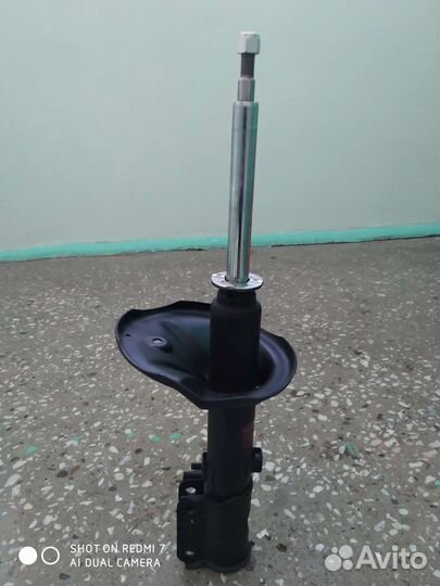 Стойка амортизатор