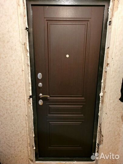 Дверь входная металлическая