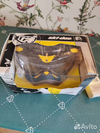 Продам очки для снегохода с обогревом и адаптером