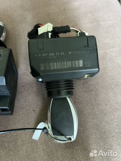 Замок зажигания на Мерседес w209