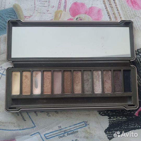 Палетка теней make up forever, Urban decay, DG
